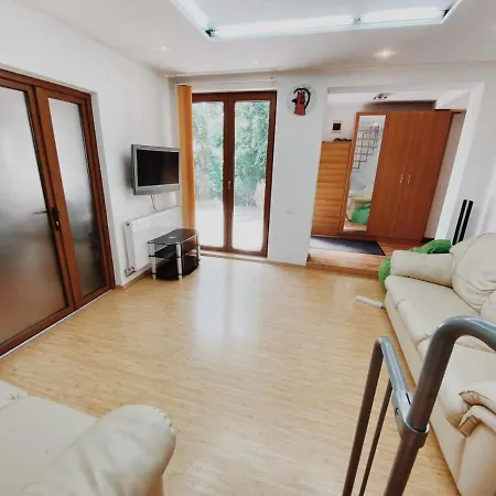 A Cheerful 3bedroom Villa, With Free Parking. Willa *