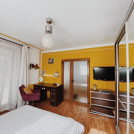 A Cheerful 3bedroom Villa, With Free Parking. Willa *